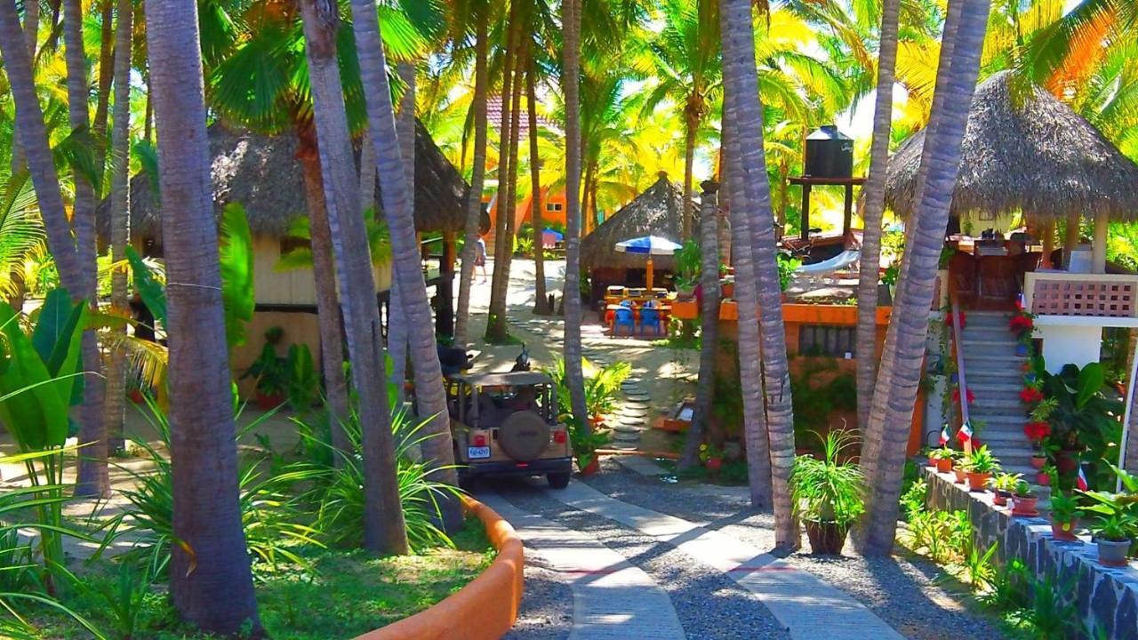 Bungalows Tree Tops - Adults Only Сиуатанехо Екстериор снимка